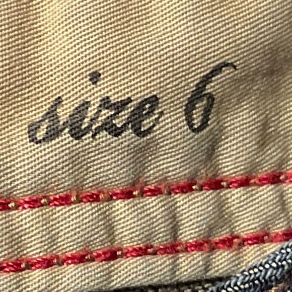 Size 6 women’s jeans straight leg low rise - Picture 9 of 12